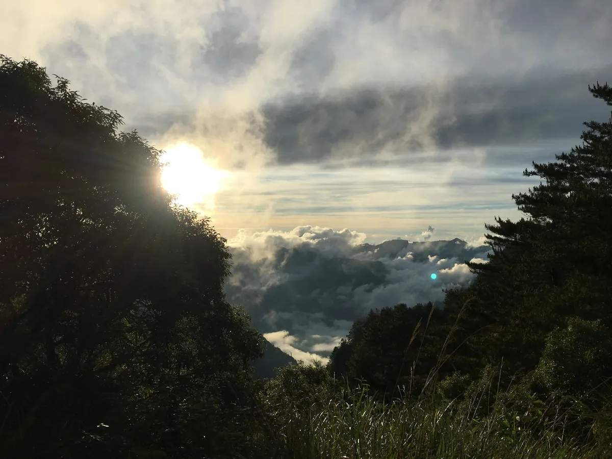 Sea of clouds over the peaks of Alishan, Taiwan